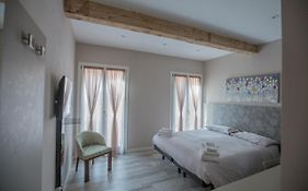 Bed And Breakfast Lanterna Room&breakfast